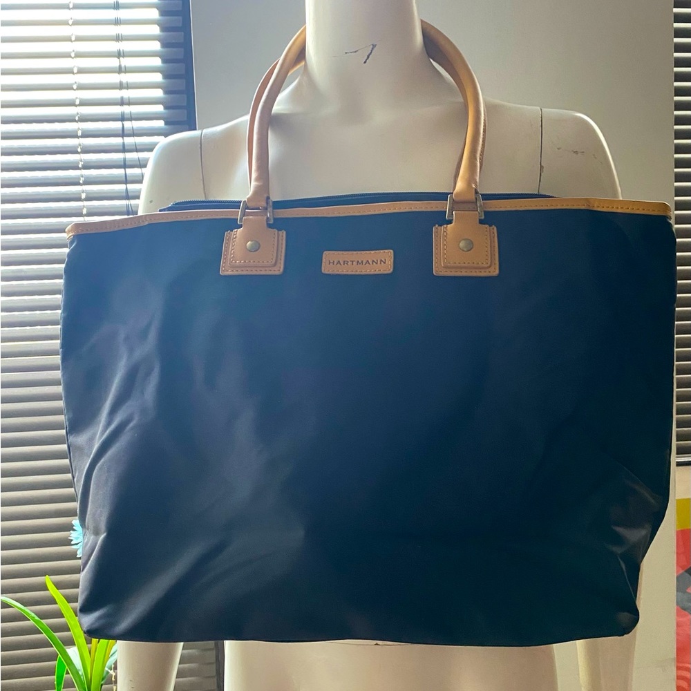Hartmann nylon handbag  no long handle